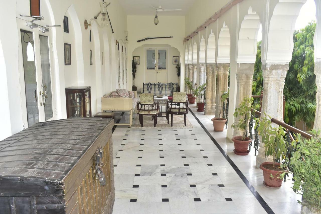 Castle Khandela A Heritage Castle Exterior photo